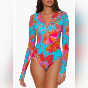 Trina Turk Women Maliana Zip Long Sleeve One-Piece Swimsuit Sz XL /A MINOR FLAW!